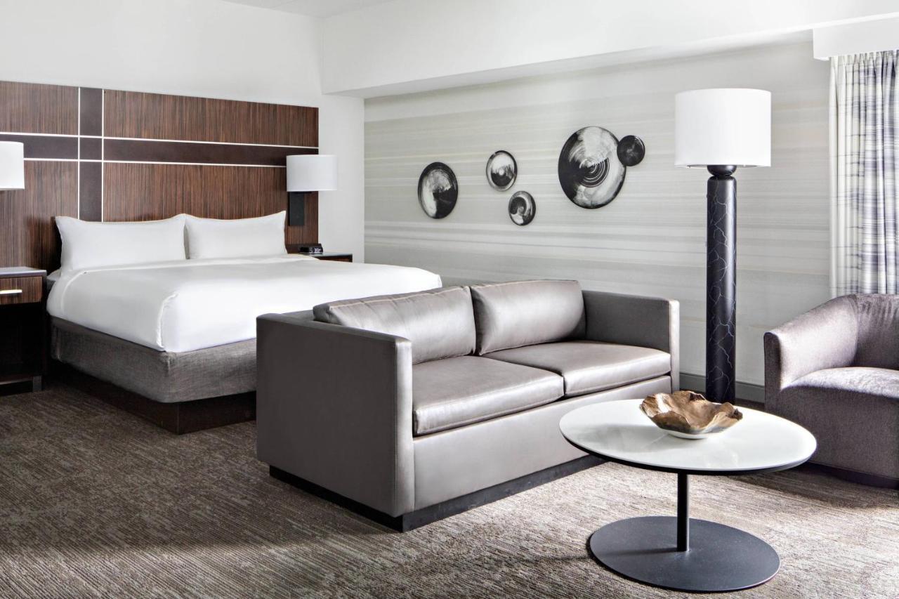 מלון New York Marriott Marquis מראה חיצוני תמונה